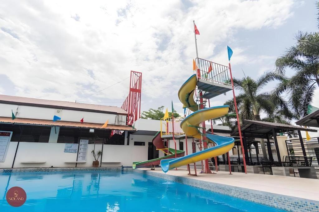 Quezon Premier Hotel - Candelaria Exterior foto