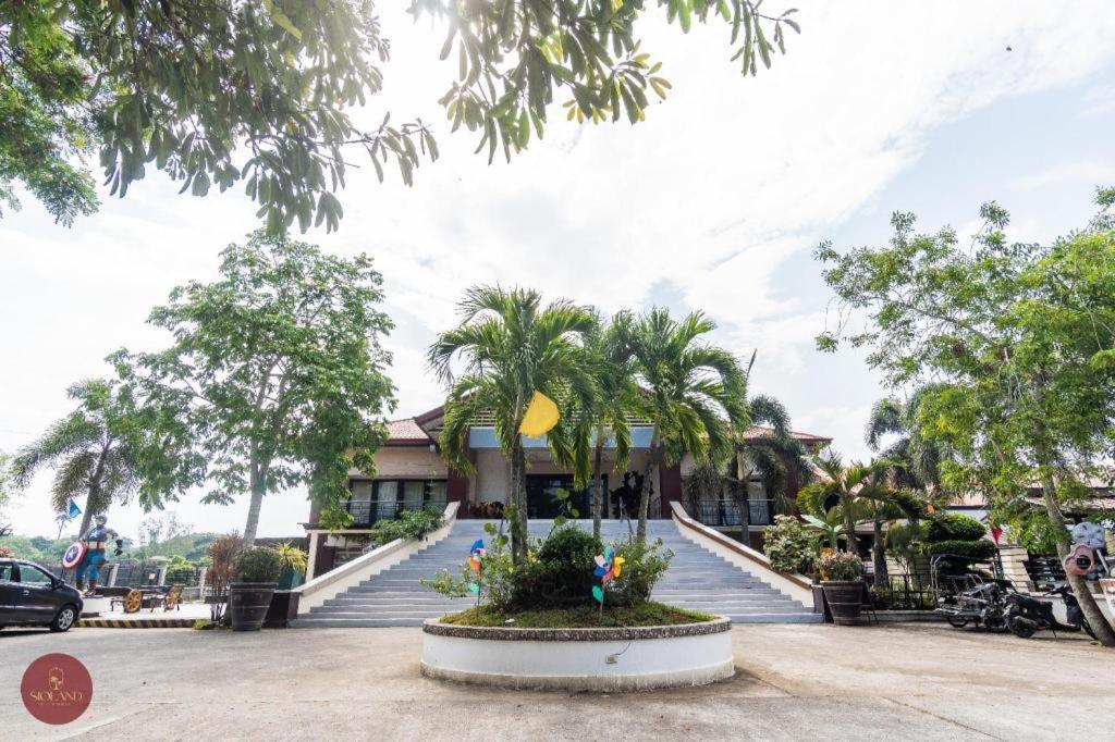 Quezon Premier Hotel - Candelaria Exterior foto