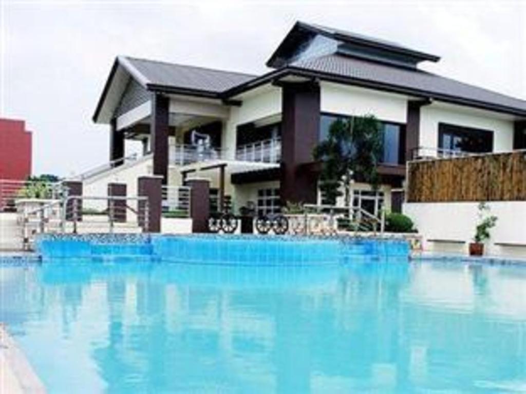 Quezon Premier Hotel - Candelaria Exterior foto